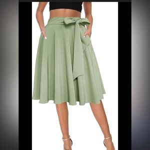 Elegant Green Women's Skater Skirt